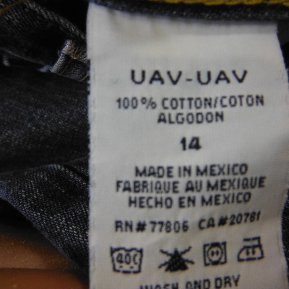 VTG Tommy Hilfiger 90s Flag Patch Denim Shorts 14 - Picture 6 of 8